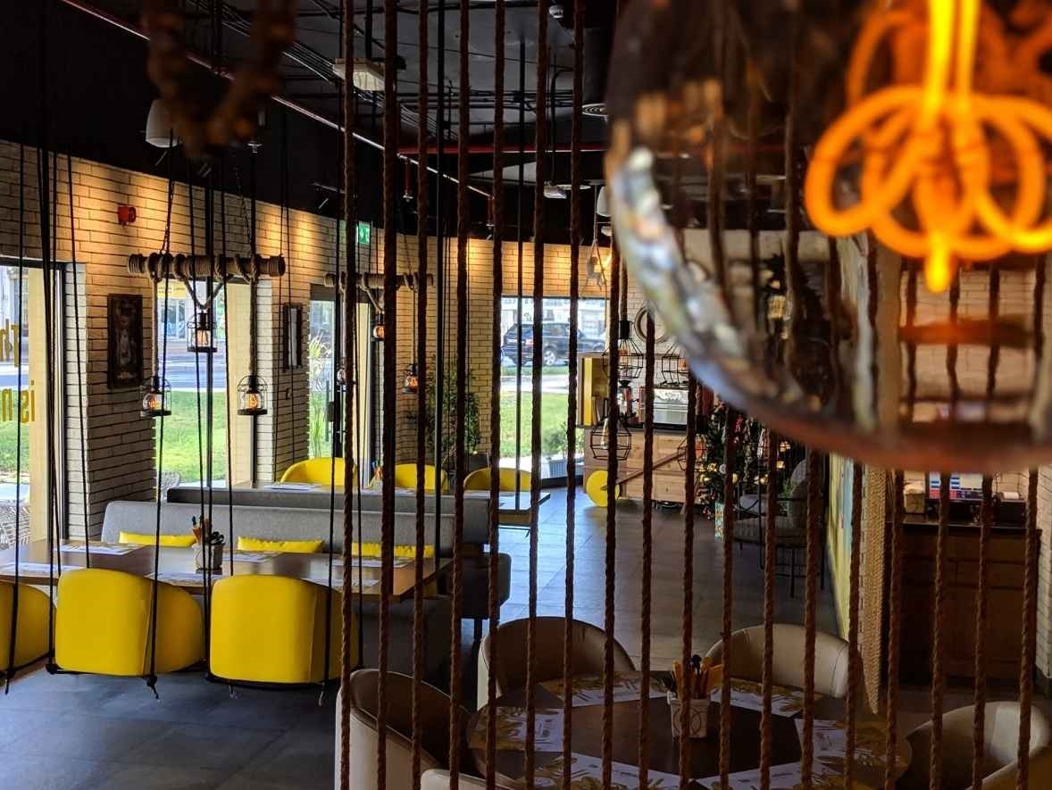 Restaurant Interior Designer in Dubai: Why Hiring a Professional Interior Designer for Your Restaurant Matters