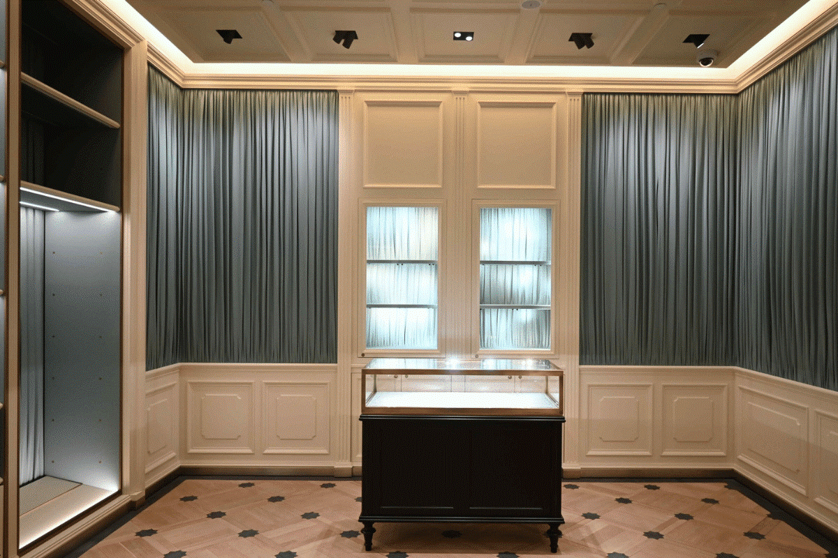 8 Innovative Interior Design Strategies to Revitalize Your Retail Environment
